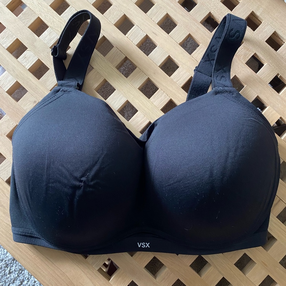 VS sports bra